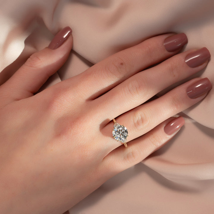 The Hearts Leona Round Lab Diamond Moissanite Engagement Ring *Shown with 3 ct #material_gold