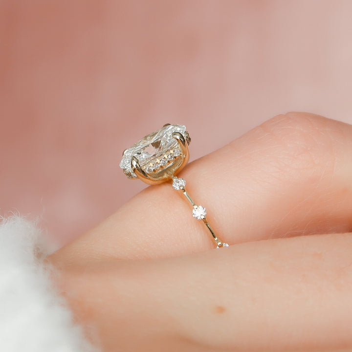 The Hidden Halo Morgan Oval Lab Diamond Moissanite Engagement Ring *Shown with 1.5 ct #material_gold