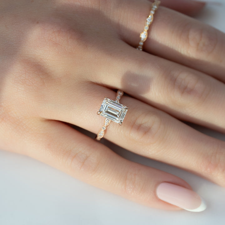 The Juliet Emerald Lab Diamond Moissanite Engagement Ring *Shown with 2 ct #material_rose