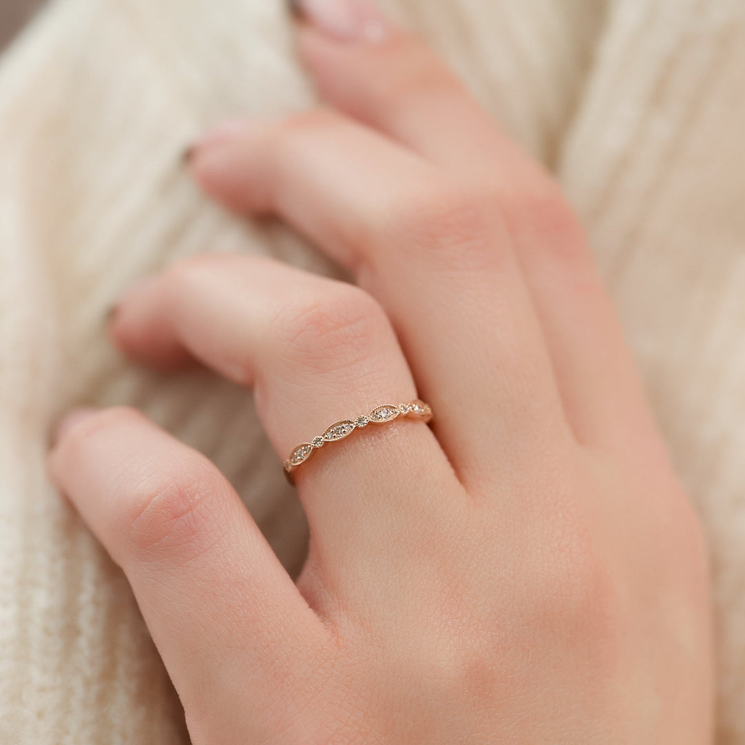 The Juliet Wedding Bands Diamonds Half Way#material_18k-rose