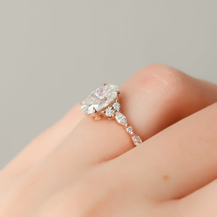 The Kaiden Set With Oval Side Stone Moissanite#material_14k-rose