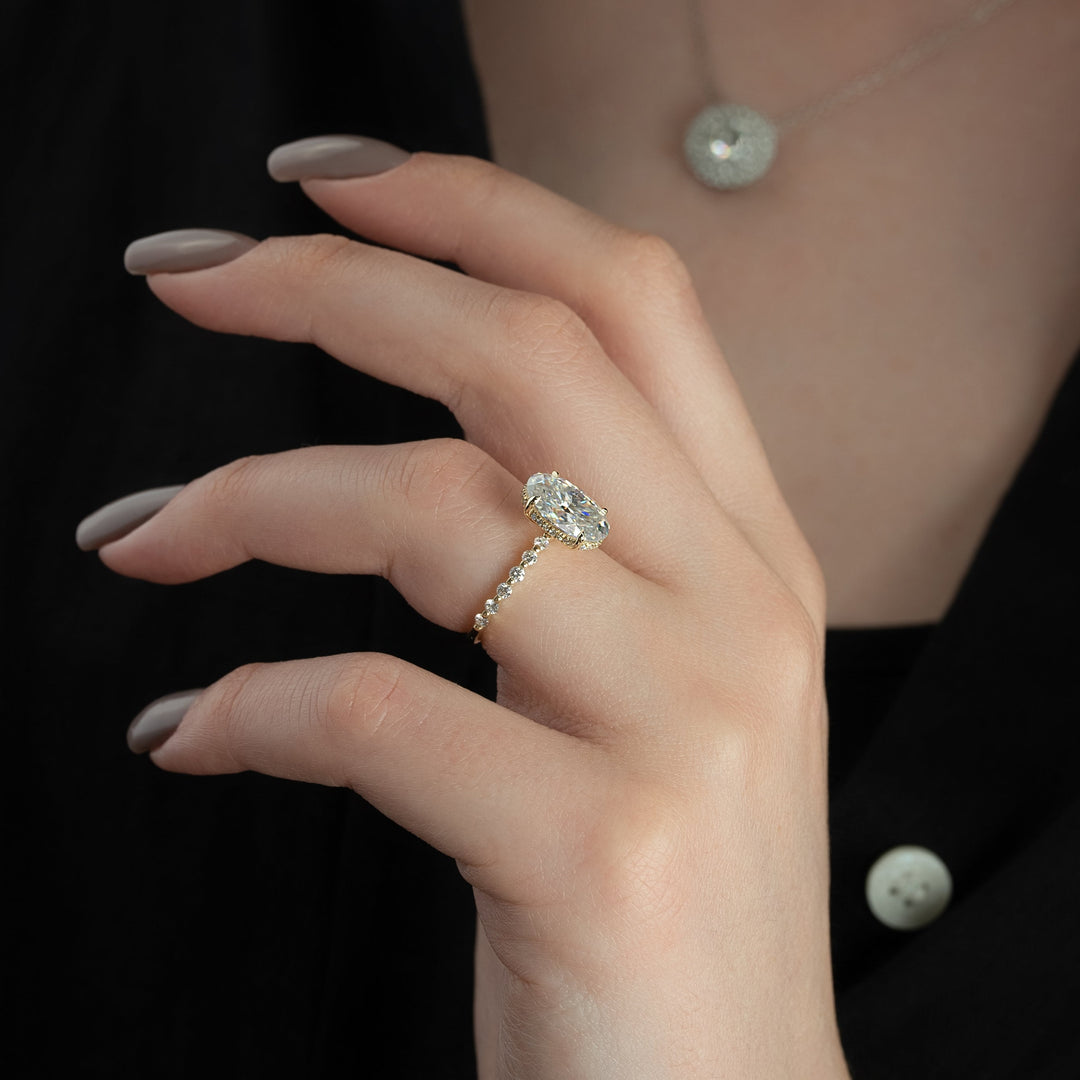 The Kimora Set With Oval Side Stone Moissanite#material_14k-gold