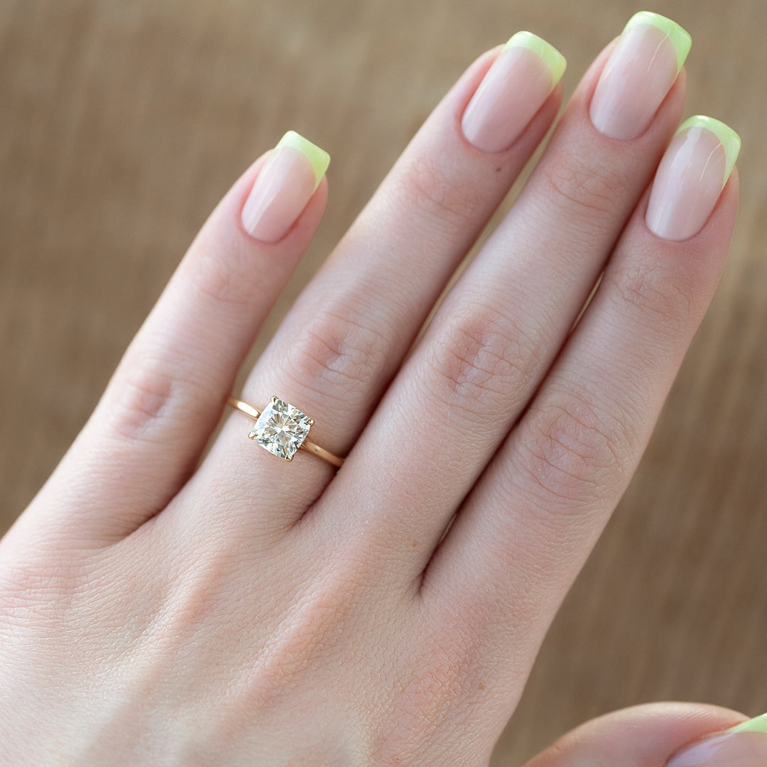 The Lacole Set With Cushion Solitaire Moissanite#material_14k-gold