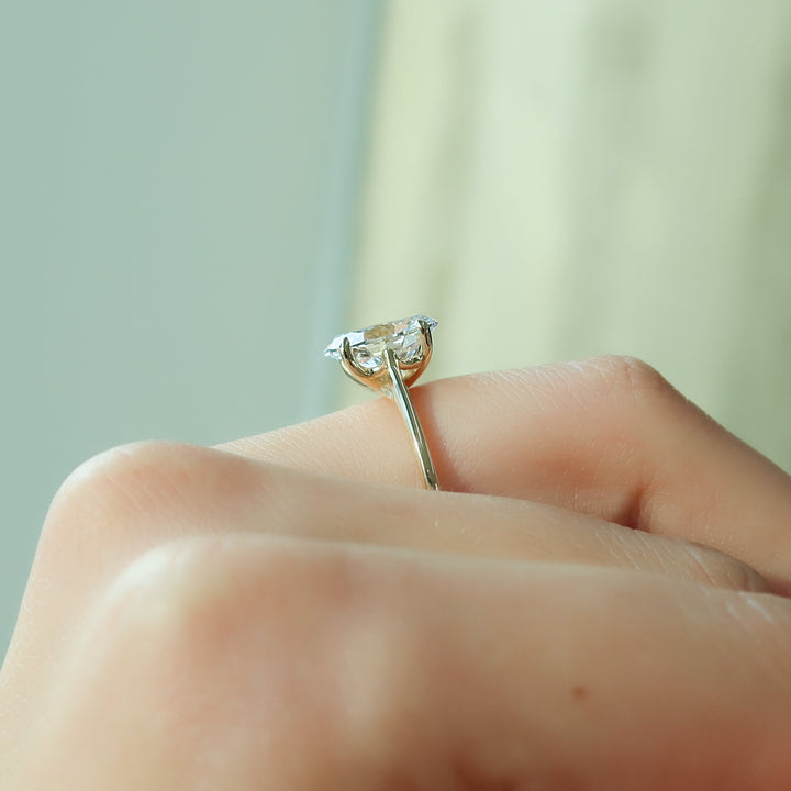The Lacole Oval Lab Diamond Moissanite Engagement Ring *Shown with 2.5 ct #material_gold