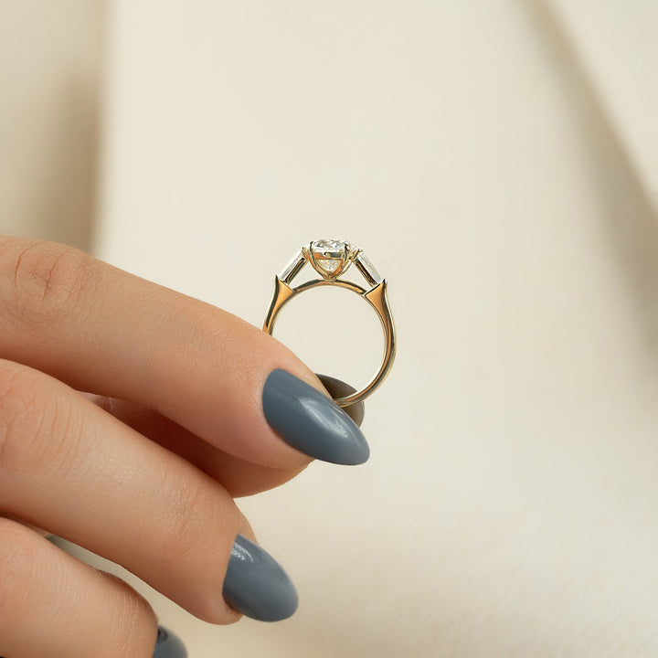 The Leona Set With Oval Solitaire Moissanite#material_14k-gold