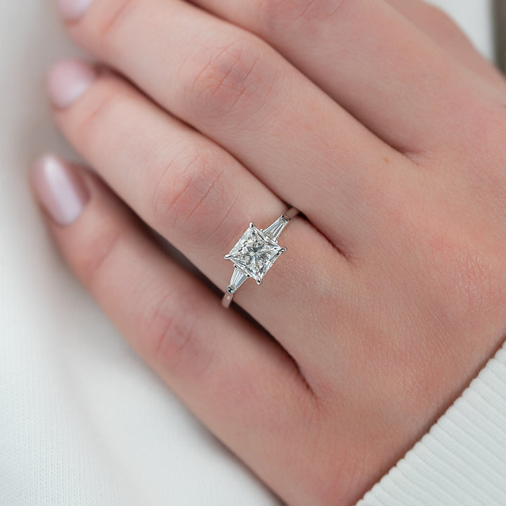 The Leona Set With Princess Solitaire Lab Diamond 2 Carat 18K White#material_18k-white