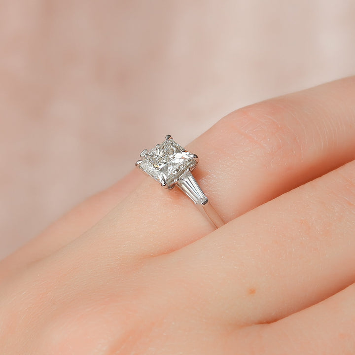 The Leona Set With Princess Solitaire Moissanite#material_18k-white