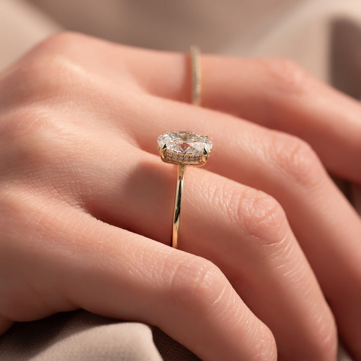 The Liberty Oval Lab Diamond Moissanite Engagement Ring *Shown with 2 ct #material_gold