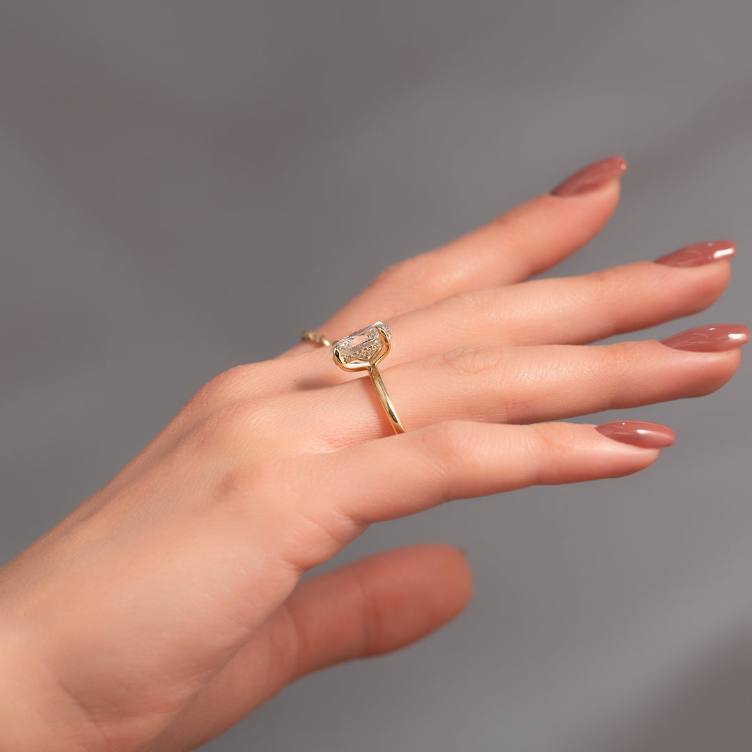 The Liberty Oval Lab Diamond Moissanite Engagement Ring