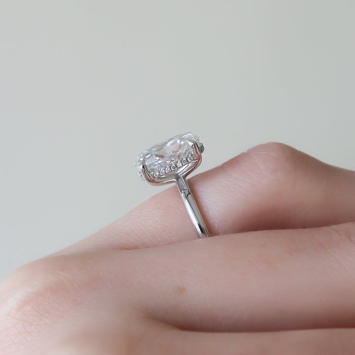 The Liberty Oval Lab Diamond Moissanite Engagement Ring *Shown with 3.5 ct #material_white