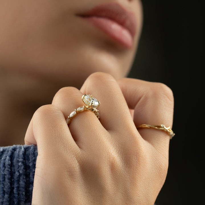 The Linda Oval Lab Diamond Moissanite Engagement Ring *Shown with 1.5 ct #material_gold
