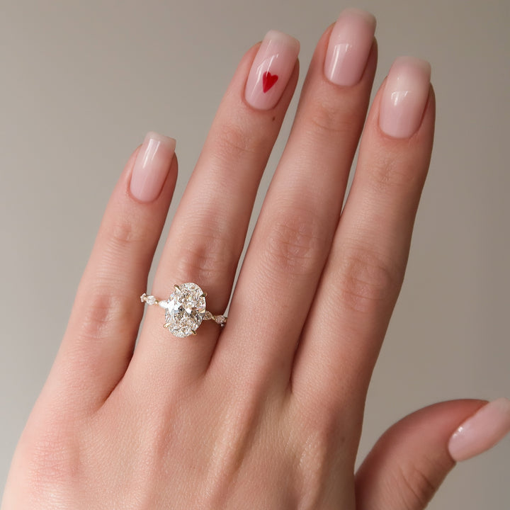 The Linda Oval Lab Diamond Moissanite Engagement Ring *Shown with 3.5 ct #material_gold