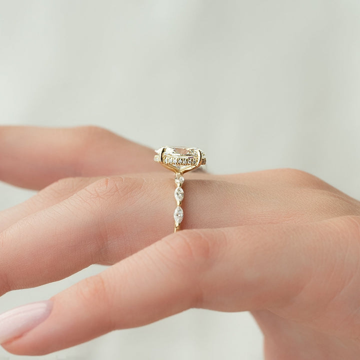 The Linda Oval Lab Diamond Moissanite Engagement Ring *Shown with 2.5 ct #material_gold