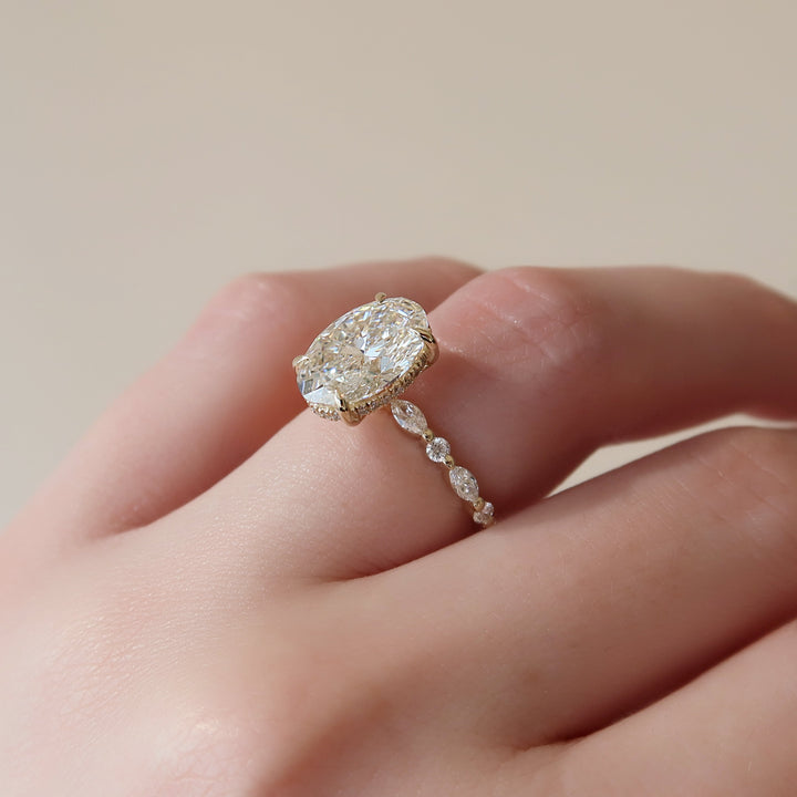 The Lyra Oval Lab Diamond Moissanite Engagement Ring *Shown with 3.5 ct #material_gold