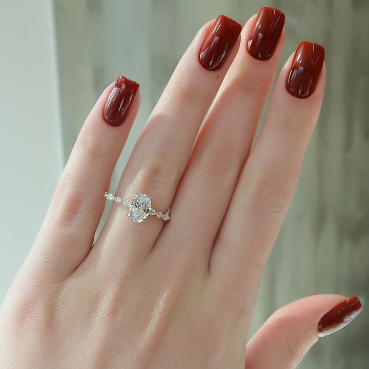 The Lyra Oval Lab Diamond Moissanite Engagement Ring *Shown with 1 ct #material_gold
