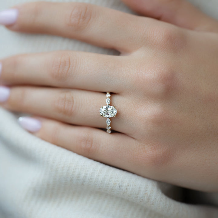The Lyra Oval Lab Diamond Moissanite Engagement Ring *Shown with 1 ct #material_gold