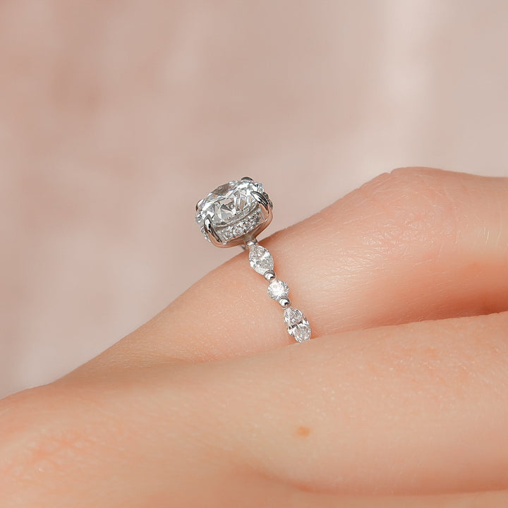 The Lyra Round Lab Diamond Moissanite Engagement Ring *Shown with 1.5 ct #material_white
