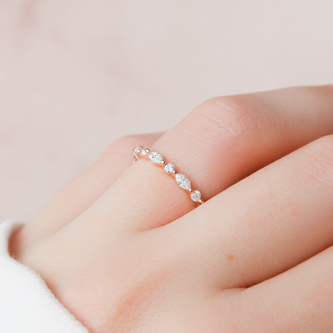 The Lyra Wedding Bands Diamonds Half Way 14K Rose#material_14k-rose