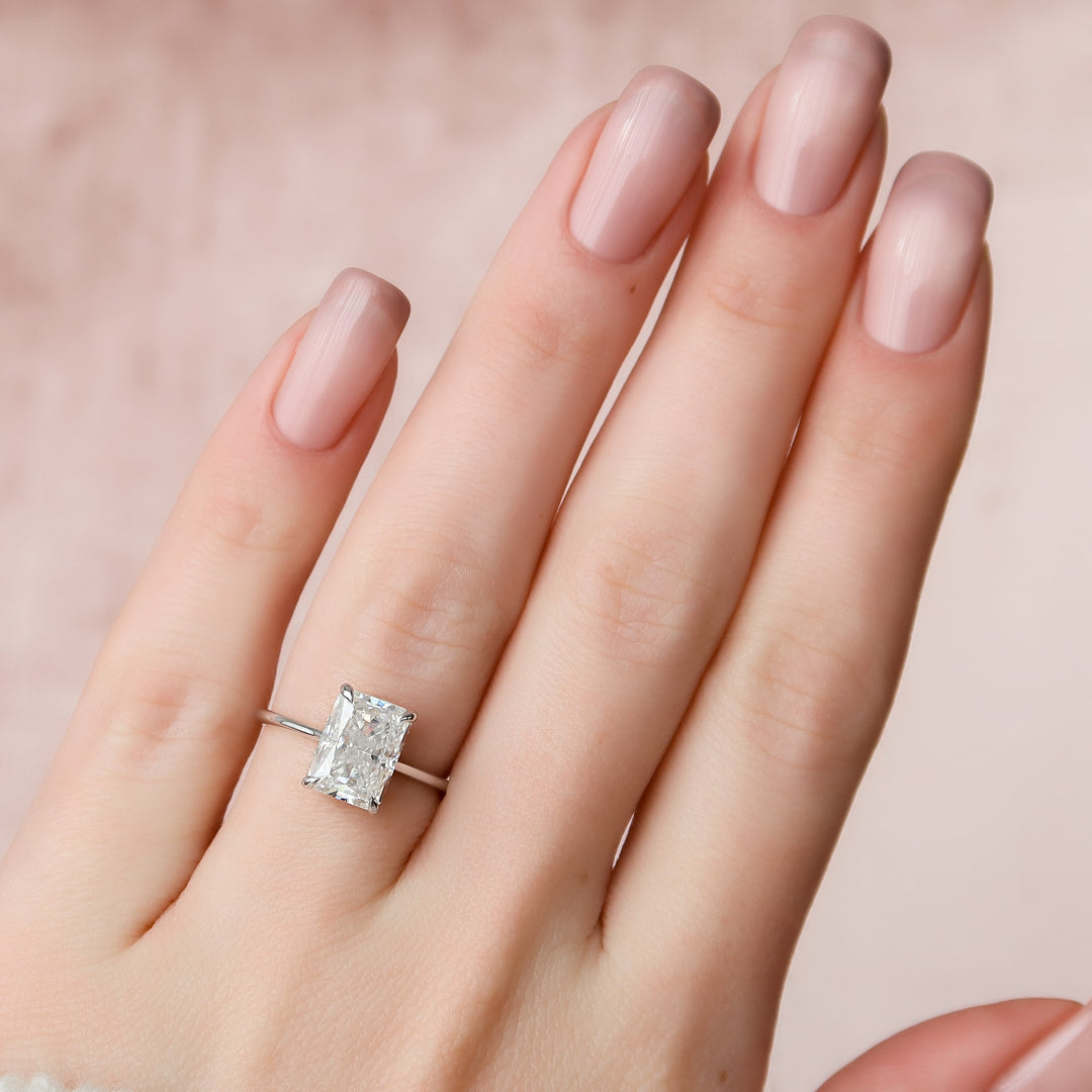 The Mabel Set With Radiant Solitaire Lab Diamond 2 Carat 14K White#material_14k-white