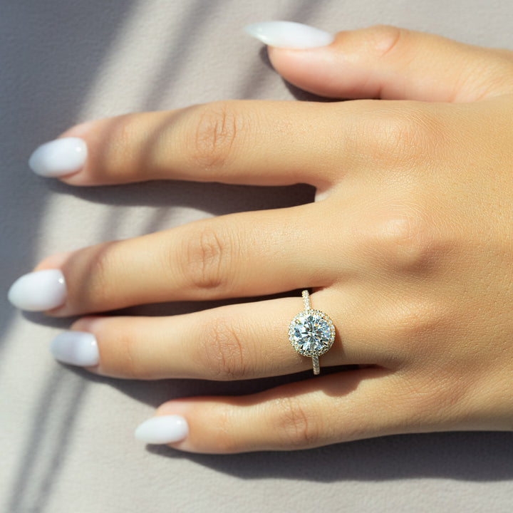The Madelyn Round Lab Diamond Moissanite Engagement Ring *Shown with 2 ct #material_gold