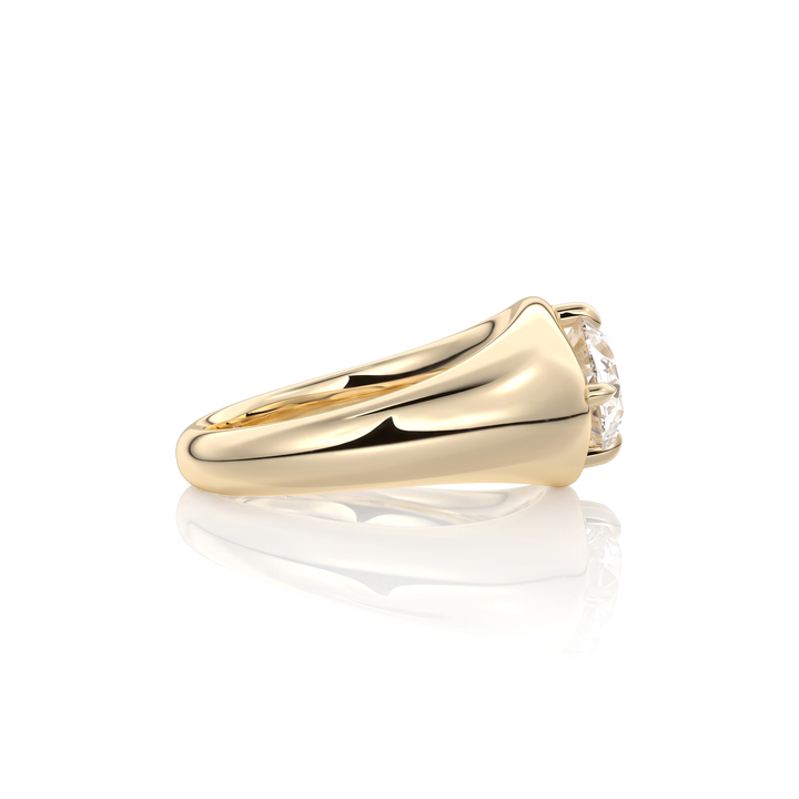 The Manon Set With An Oval Lab Diamond #material_gold
