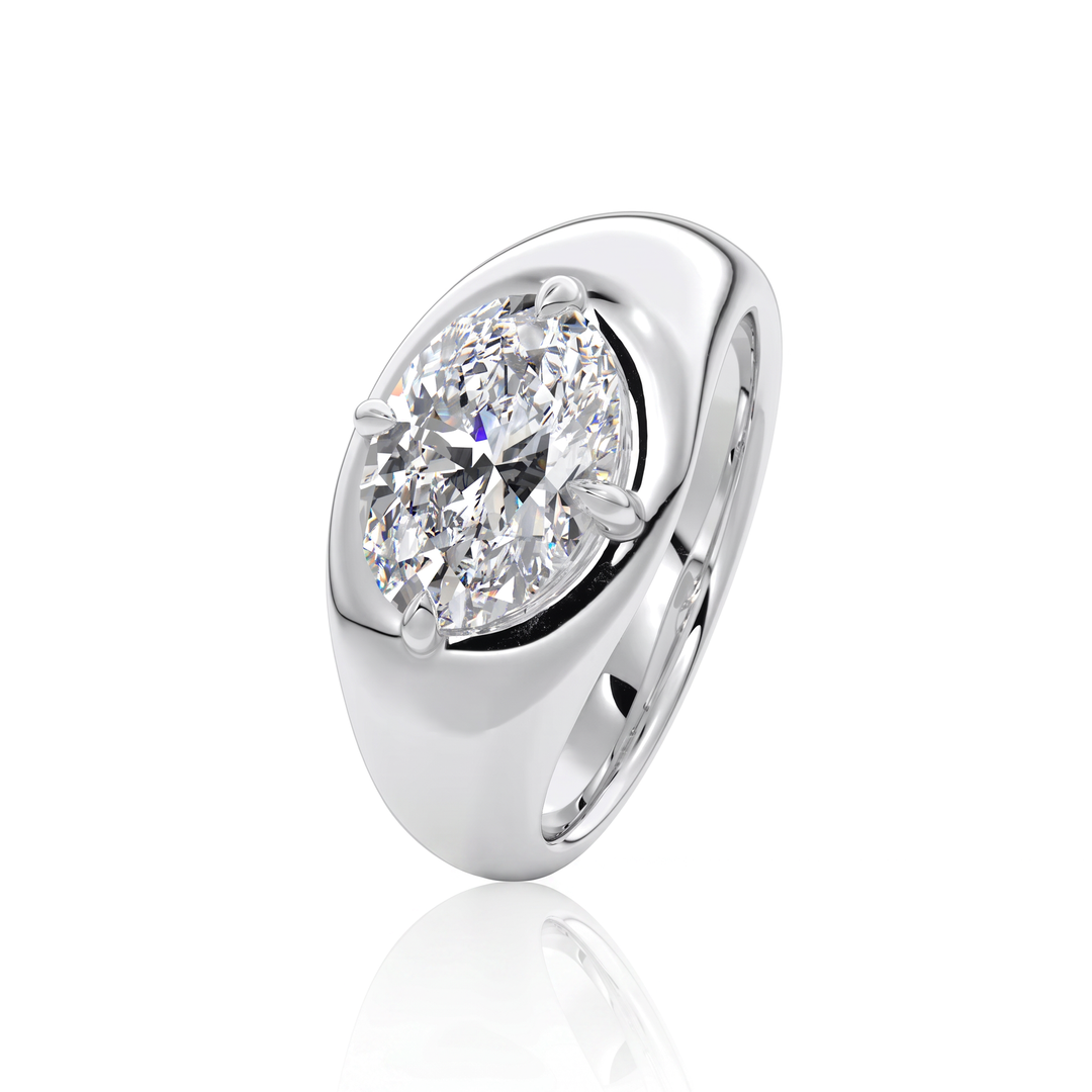 The Manon Set With An Oval Lab Diamond #material_white
