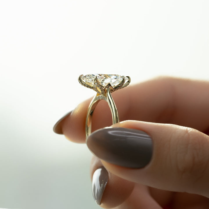 The Meera Set With Marquise Solitaire Moissanite#material_14k-gold