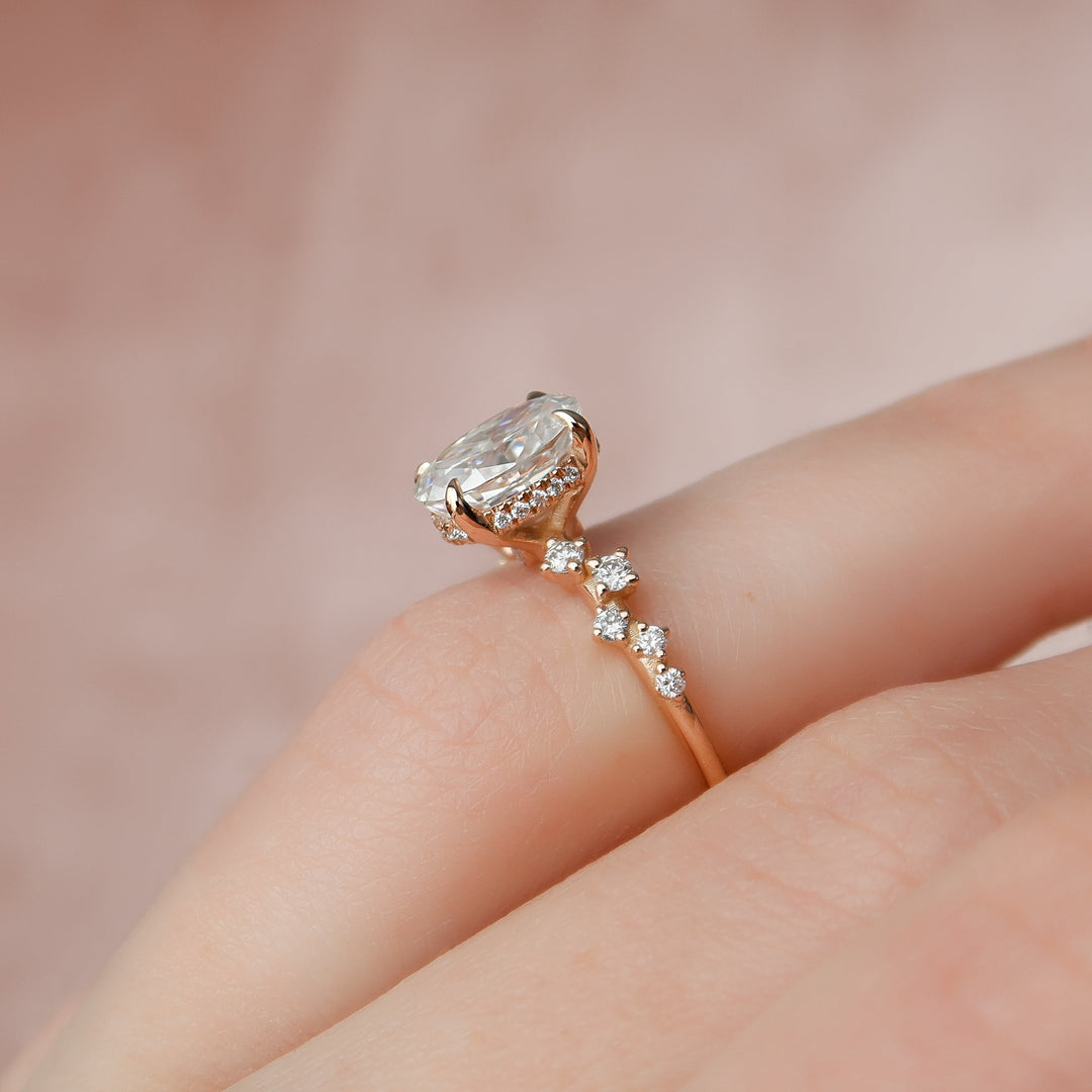 The Mona Set With Oval Side Stone Moissanite#material_14k-rose