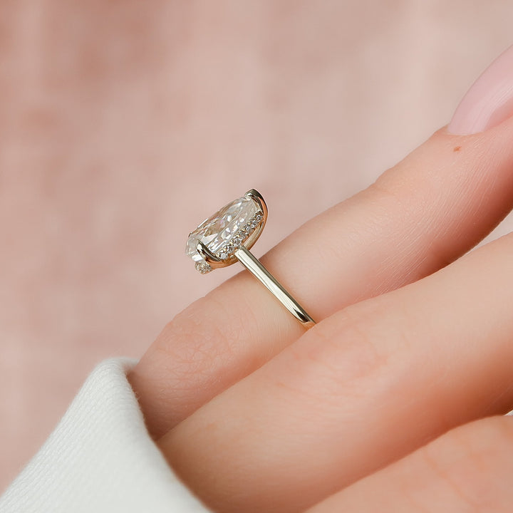 The Natasha Set With Pear Solitaire Moissanite#material_14k-gold