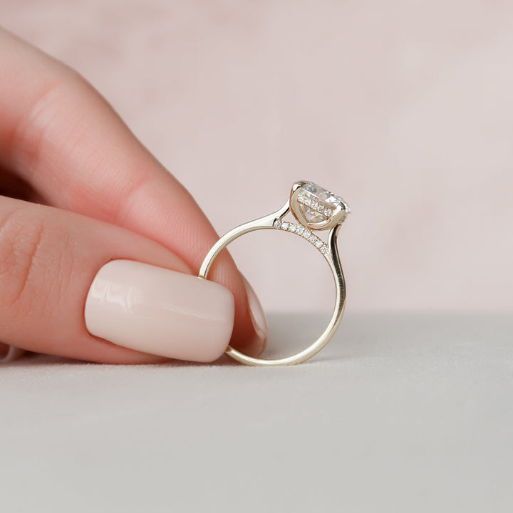 The Natasha Round Lab Diamond Moissanite Engagement Ring *Shown with 2 ct #material_gold