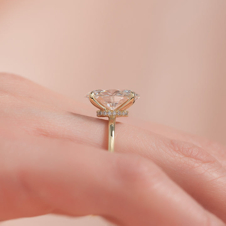 The Navy Oval Lab Diamond Moissanite Engagement Ring *Shown with 3 ct #material_gold