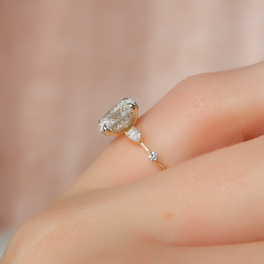 The Niko Oval Lab Diamond Moissanite Engagement Ring