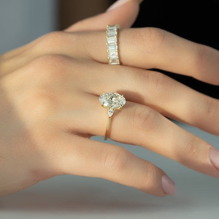 The Pears Leona Oval Lab Diamond Moissanite Engagement Ring *Shown with 3 ct #material_gold