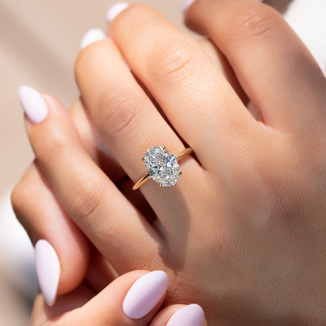 The Razor Liberty Oval Lab Diamond Moissanite Engagement Ring