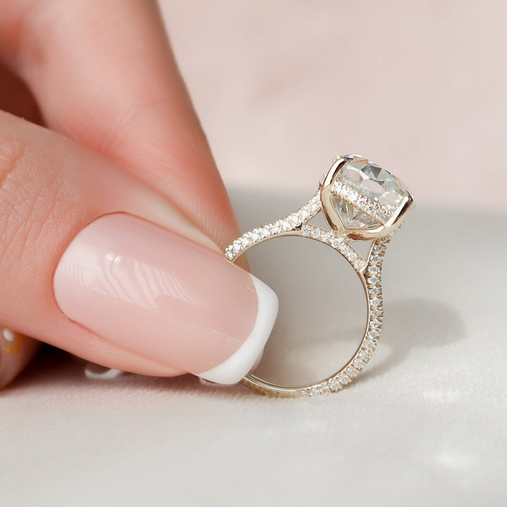 The Rosie Oval Lab Diamond Moissanite Engagement Ring *Shown with 5 ct #material_gold