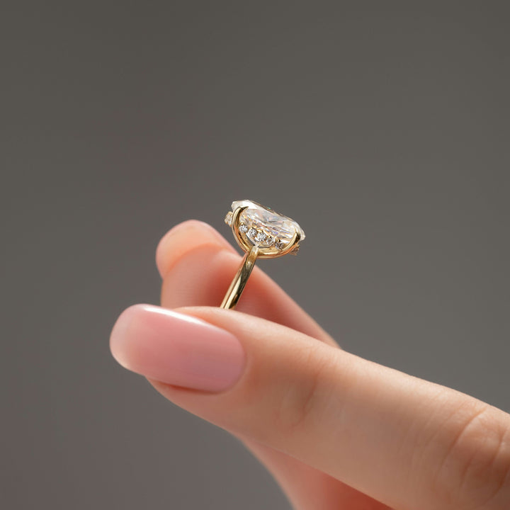 The Selena Set With Oval Solitaire Lab Diamond 1.5 Carat 14K Gold#material_14k-gold