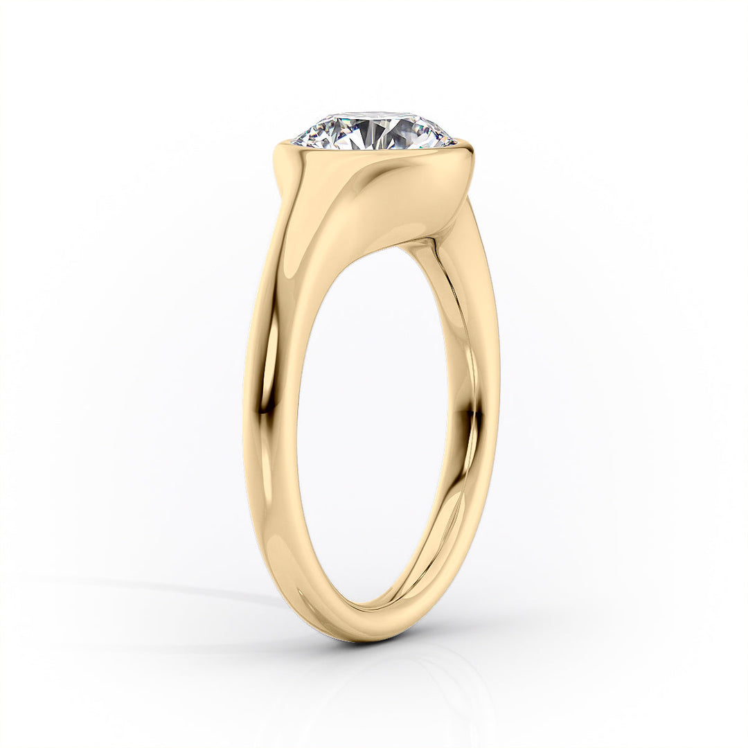 The Sienna Set With A Pear Lab Diamond#material_gold