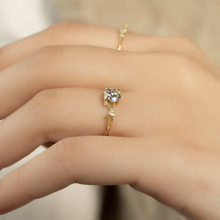 The Textured Coco Round Lab Diamond Moissanite Engagement Ring *Shown with 1 ct #material_gold