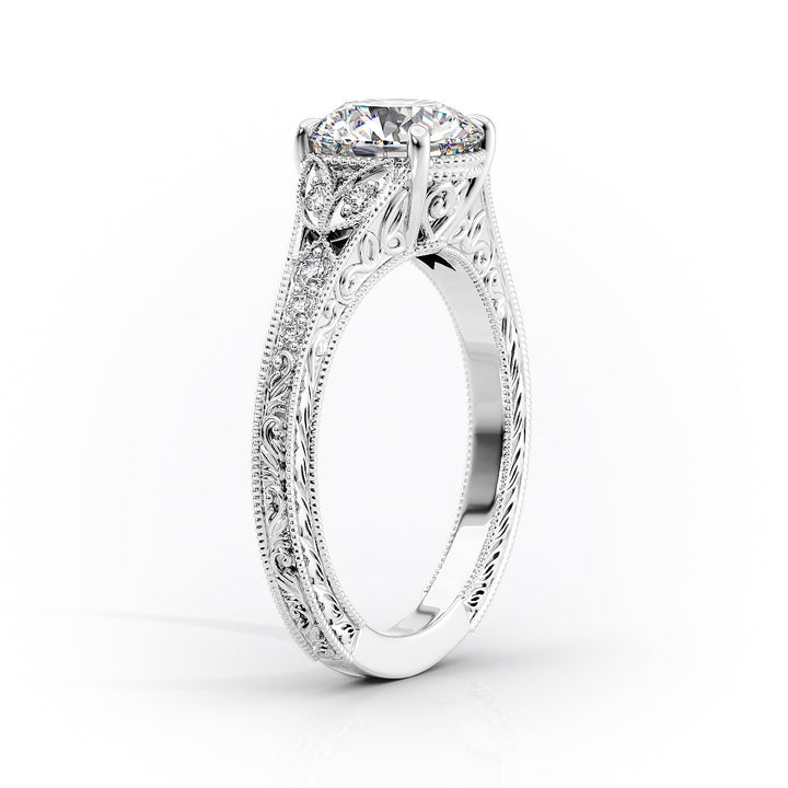 The Vienna Set With An Emerald Lab Diamond#material_white