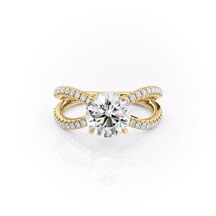 Gold ring with a large diamond on a white background#material_gold